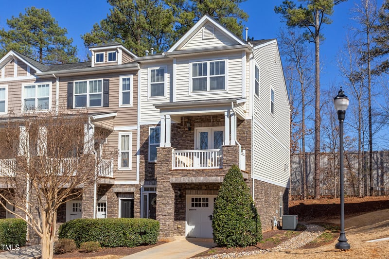 8728 Cypress Grove Rn, Raleigh, NC 27612