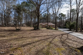 471 Log Barn Rd, Pittsboro, NC 27312