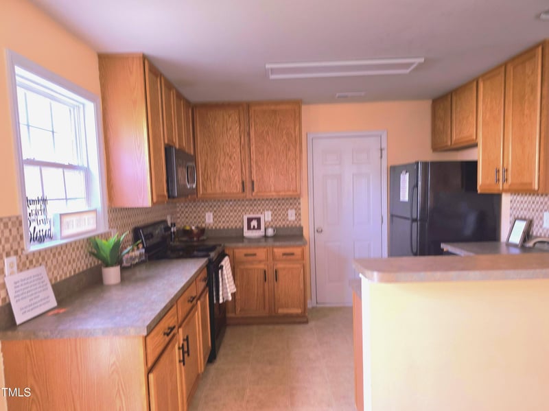 1420 Springshire Ct, Raleigh, NC 27610