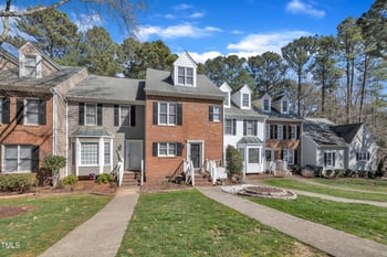 6036 Epping Forest Dr, Raleigh, NC 27613