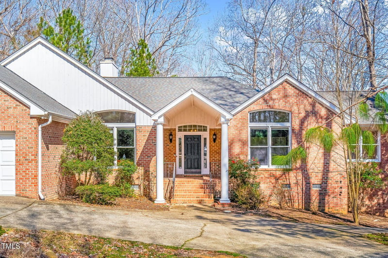 563 Oak Crest Drive Dr, Chapel Hill, NC 27516