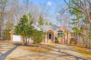 563 Oak Crest Drive Dr, Chapel Hill, NC 27516