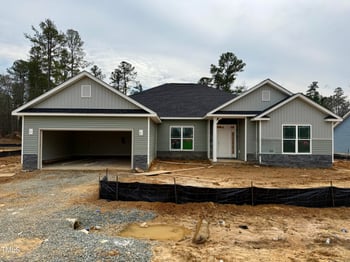 37 Streamline Ct, Lillington, NC 27546