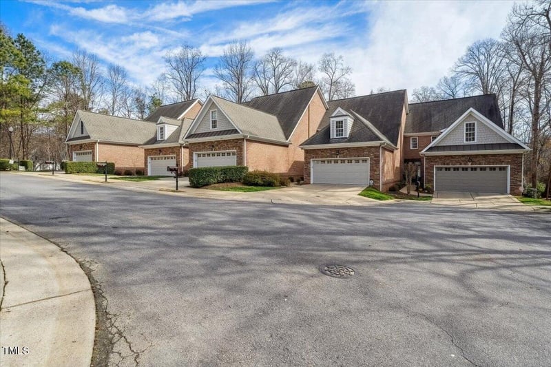 819 Running Brook Trl, Raleigh, NC 27609