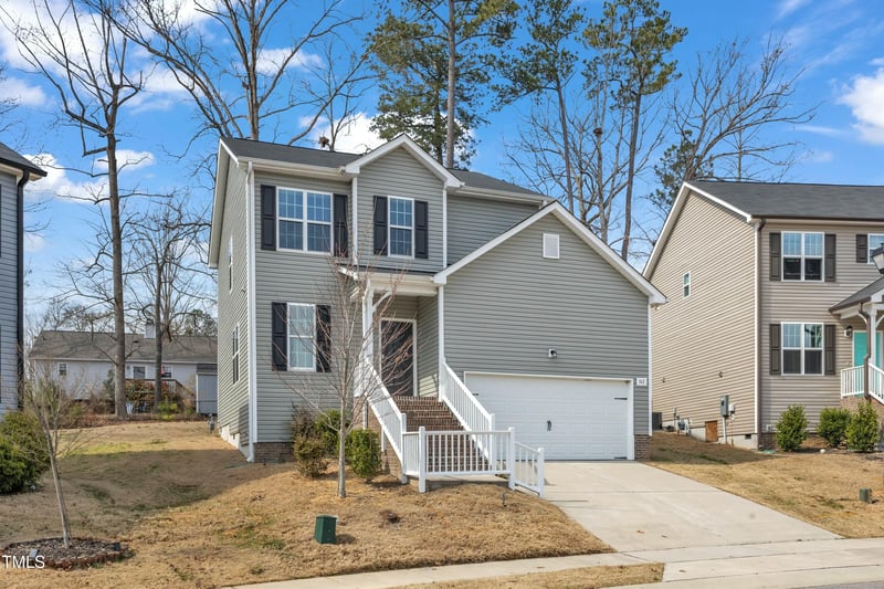 162 Lumber Ct, Clayton, NC 27520