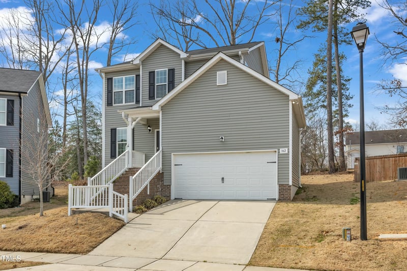 162 Lumber Ct, Clayton, NC 27520