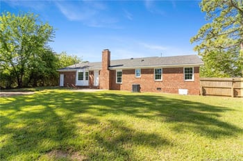 2027 Gillingham Cir, Fayetteville, NC 28304