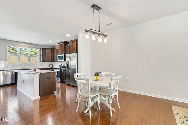 2027 Hayes Ln, Holly Springs, NC 27540