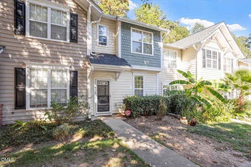 2028 Lost Ln, Raleigh, NC 27603