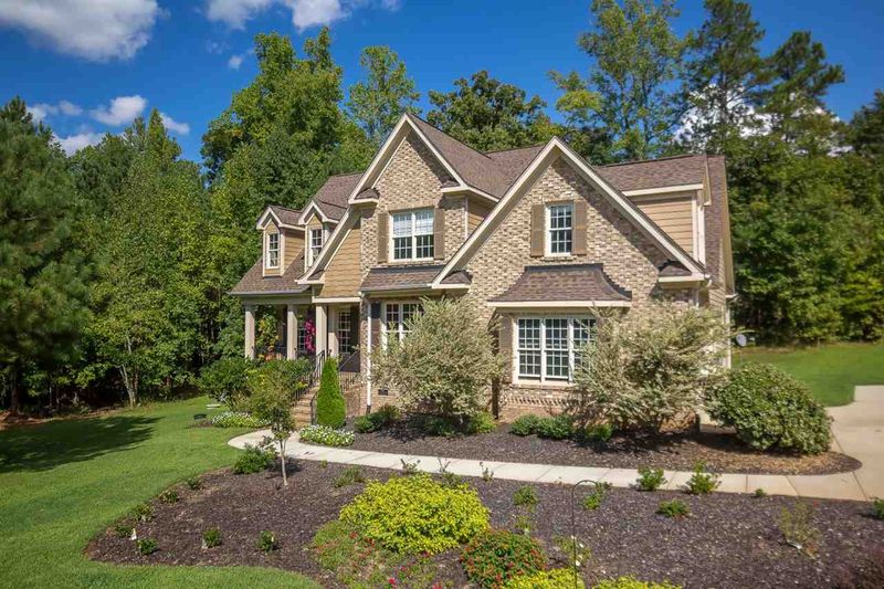 2028 Silverleaf Dr, Youngsville, NC 27596