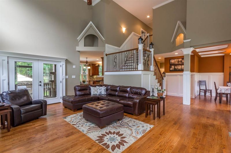 2028 Silverleaf Dr, Youngsville, NC 27596