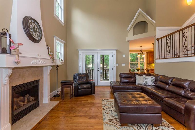 2028 Silverleaf Dr, Youngsville, NC 27596