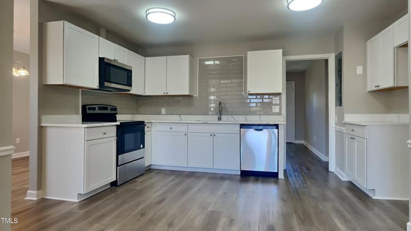 2028 Timber Dr, Raleigh, NC 27604