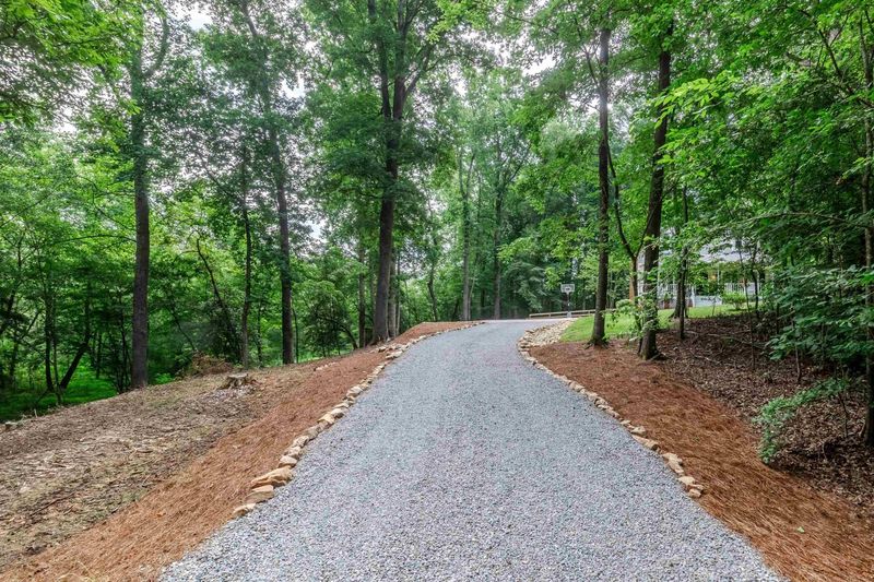 2028 Valley Ridge Ct, Raleigh, NC 27603