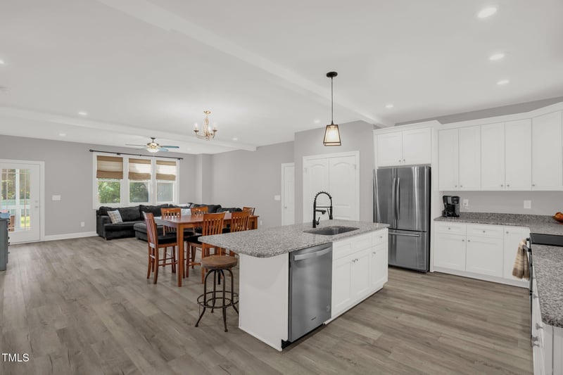 2028 Webster Grove Dr, Mebane, NC 27302