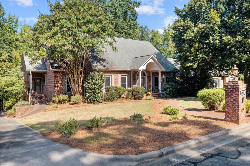 2029 Engleman Ct, Burlington, NC 27215
