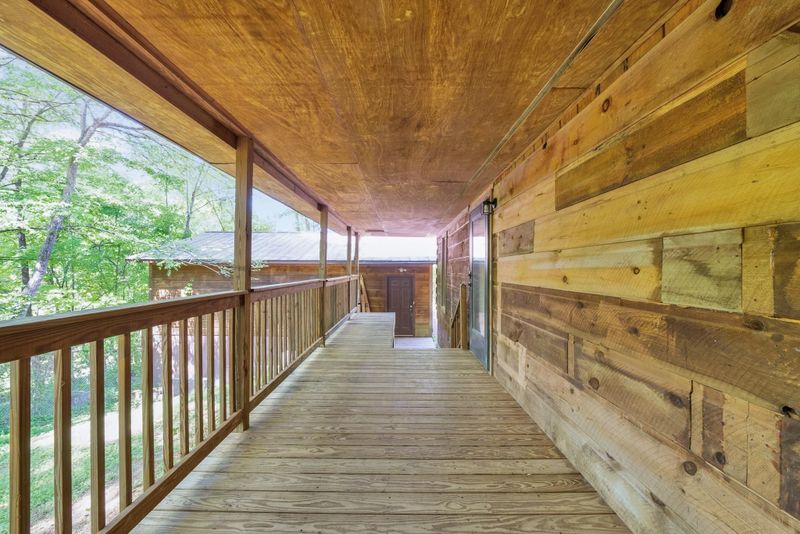 2029 Millikan Rd, Chapel Hill, NC 27516
