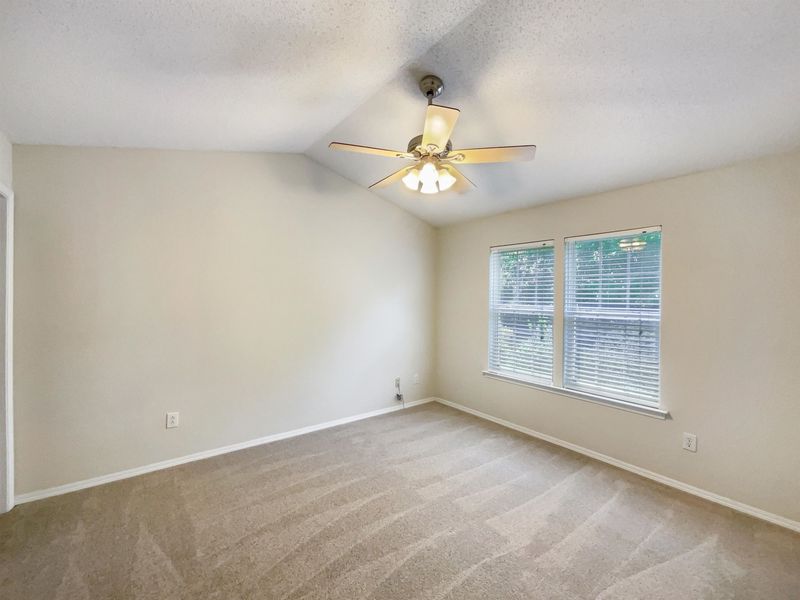 2029 Olive Tree Ln, Clayton, NC 27520