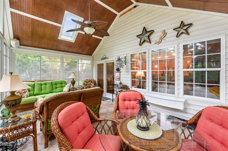 2029 Prairie Ridge Ct, Fuquay Varina, NC 27526