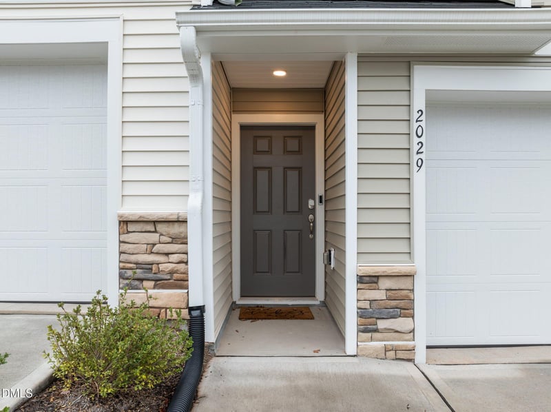 2029 Sandwood Loch Dr, Durham, NC 27703