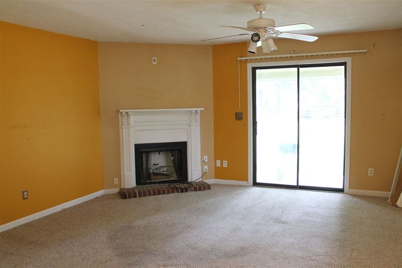 203-1 E Caroline Ave, Smithfield, NC 27577