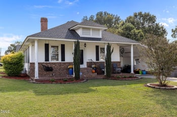 203 11th St, Erwin, NC 28339