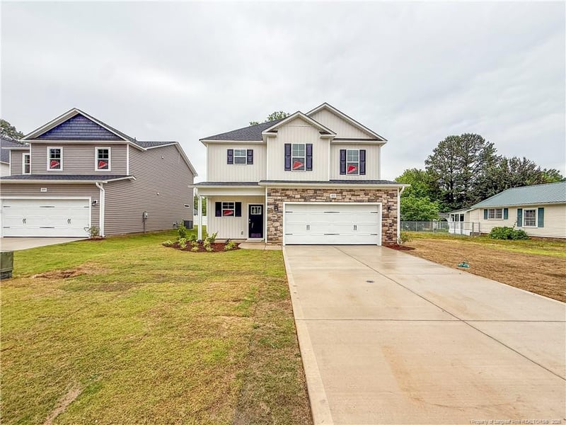203 4th St, Erwin, NC 28339
