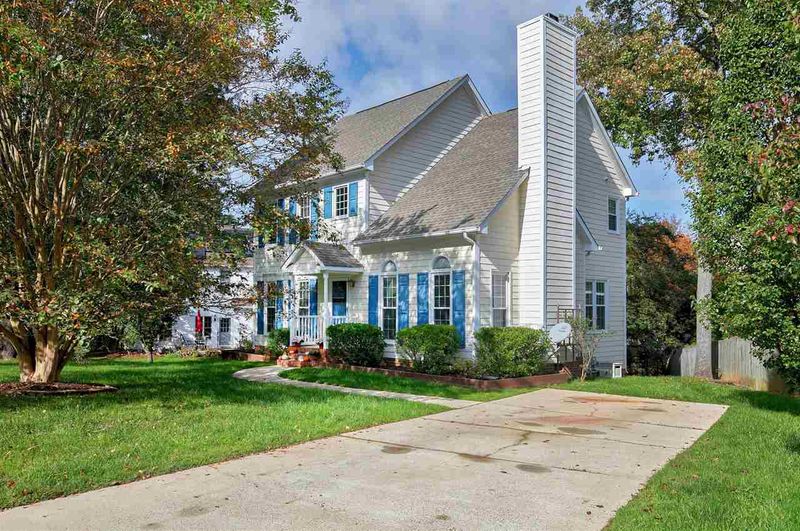 203 Amberglow Pl, Cary, NC 27513