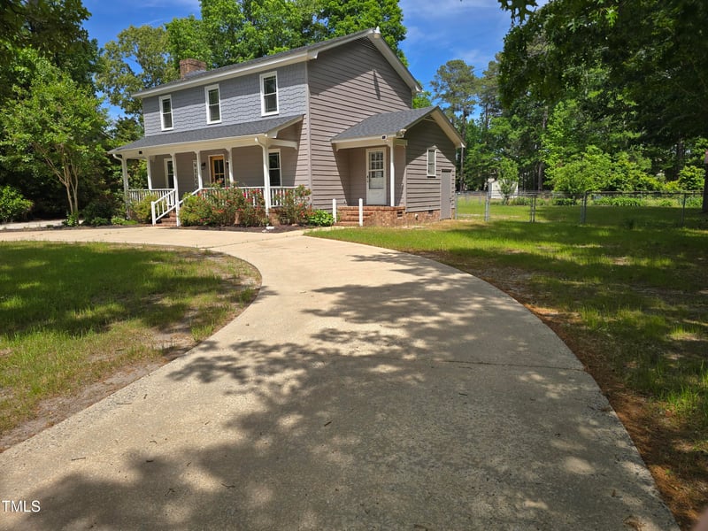 203 Ashley Ave, Goldsboro, NC 27530
