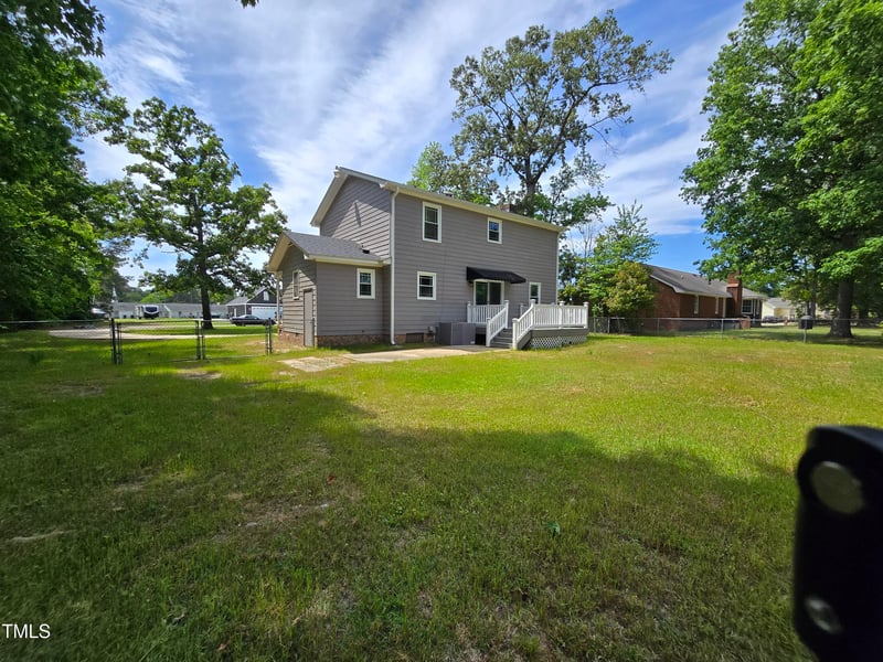 203 Ashley Ave, Goldsboro, NC 27530