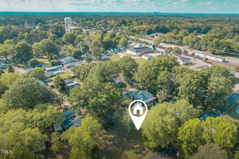 203 Bagwell St, Garner, NC 27529
