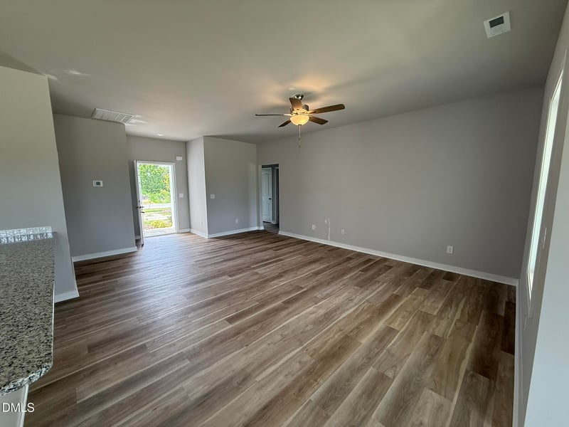 203 Barbour's Place Dr, Four Oaks, NC 27524
