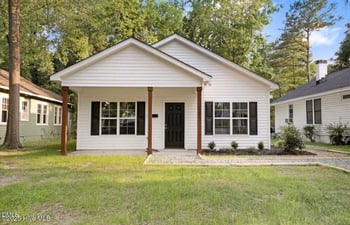 203 Booker St, Pikeville, NC 27863