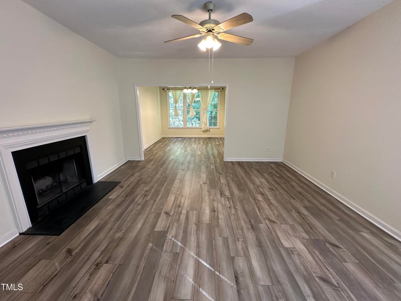 203 Caraway Ln, Cary, NC 27519