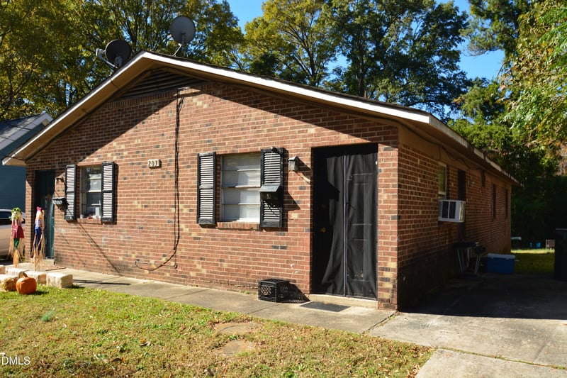 203 Cherry Grove St, Durham, NC 27703