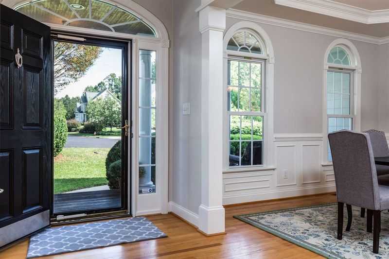 203 Chesterfield Dr, Cary, NC 27513