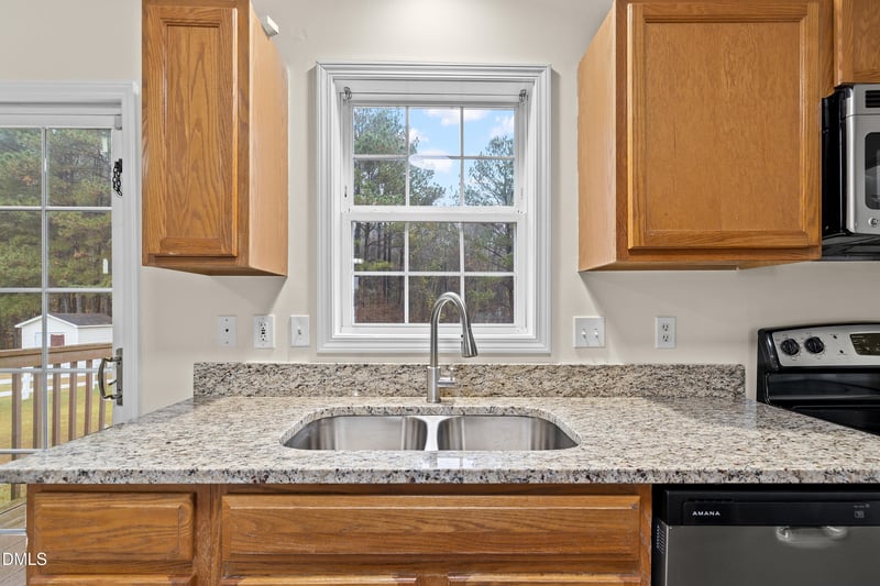 203 Clearwater Dr, Smithfield, NC 27577