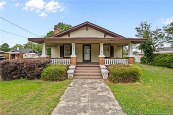 203 Clinton St, Roseboro, NC 28382
