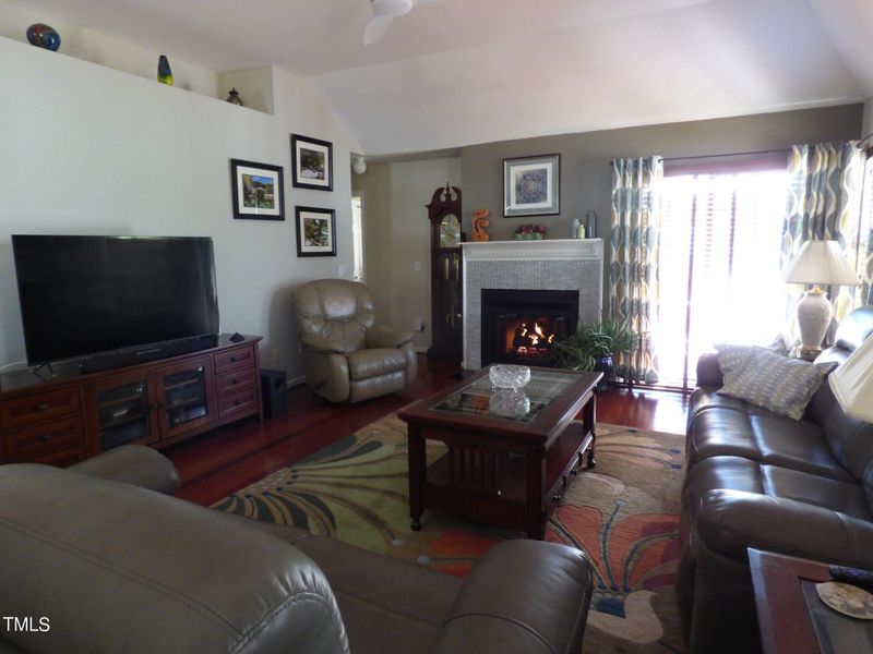 203 Covington Dr, Chapel Hill, NC 27514