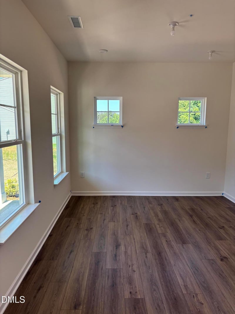 203 Cribbs Ln, Middlesex, NC 27557