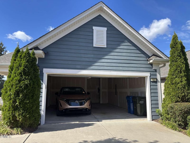 203 Currituck Ln, Durham, NC 27703