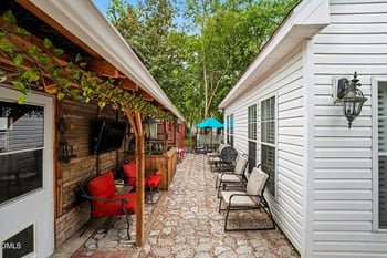 203 Davis St, Smithfield, NC 27577