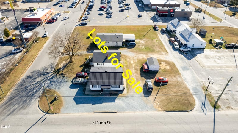 203 Dunn St, Benson, NC 27504