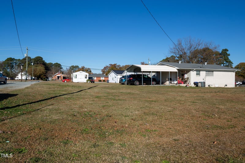 203 Dunn St, Benson, NC 27504