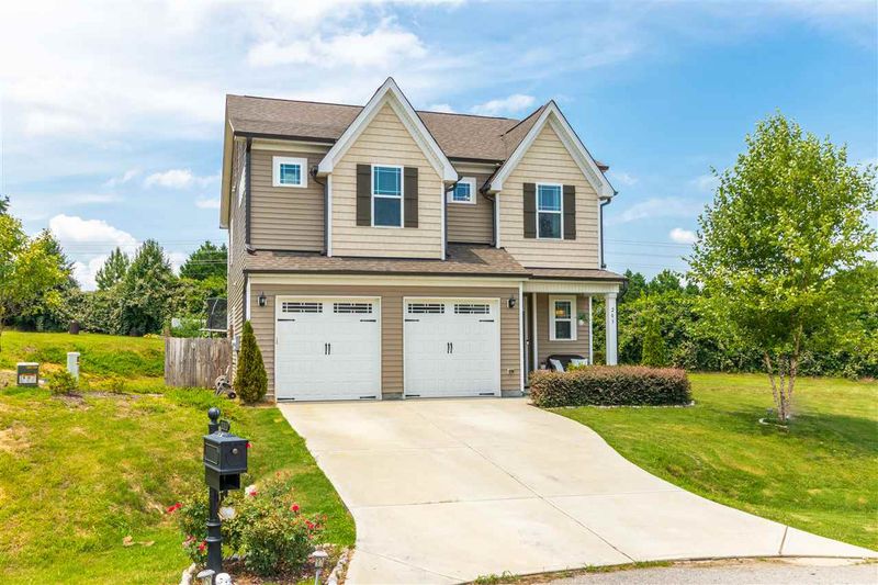 203 Edmund Dr, Angier, NC 27501