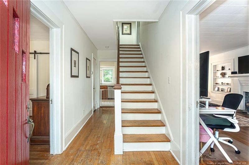 203 Fuller St, Fayetteville, NC 28305