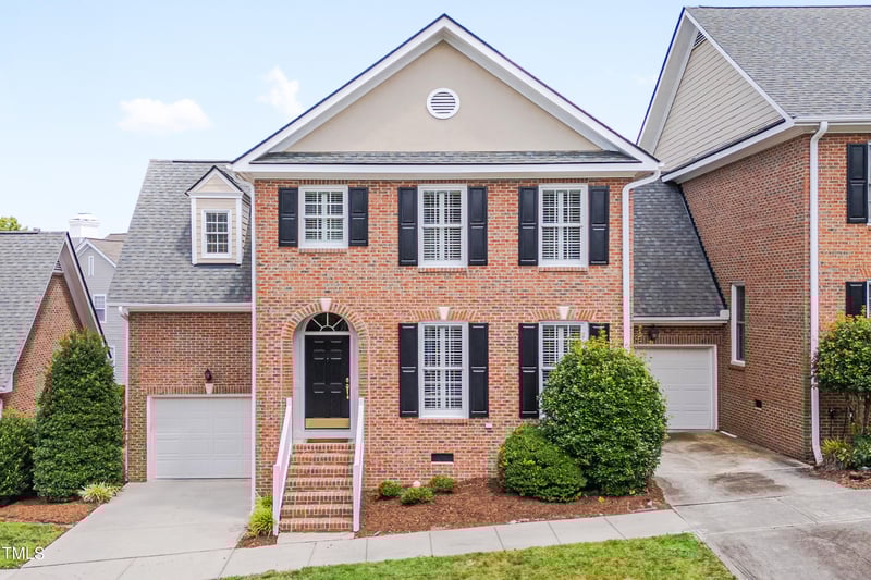 203 Greenview Dr, Chapel Hill, NC 27516