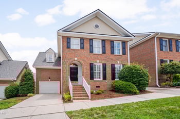 203 Greenview Dr, Chapel Hill, NC 27516