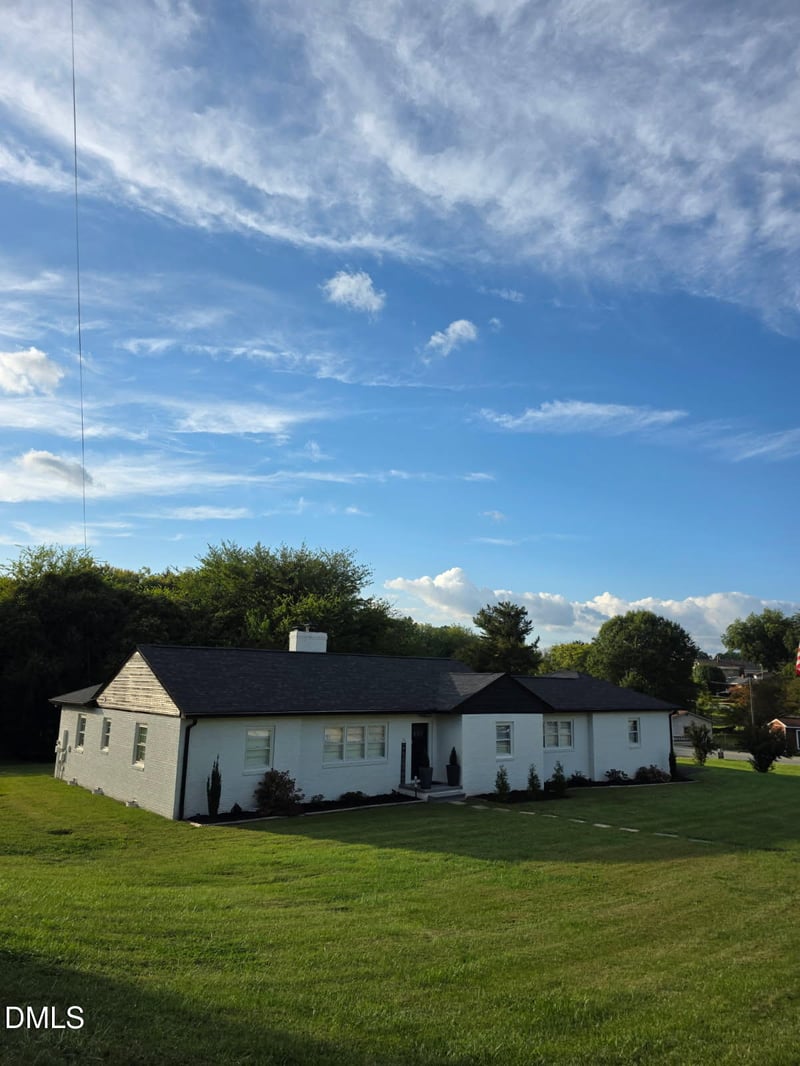 203 Home Ave, Graham, NC 27253