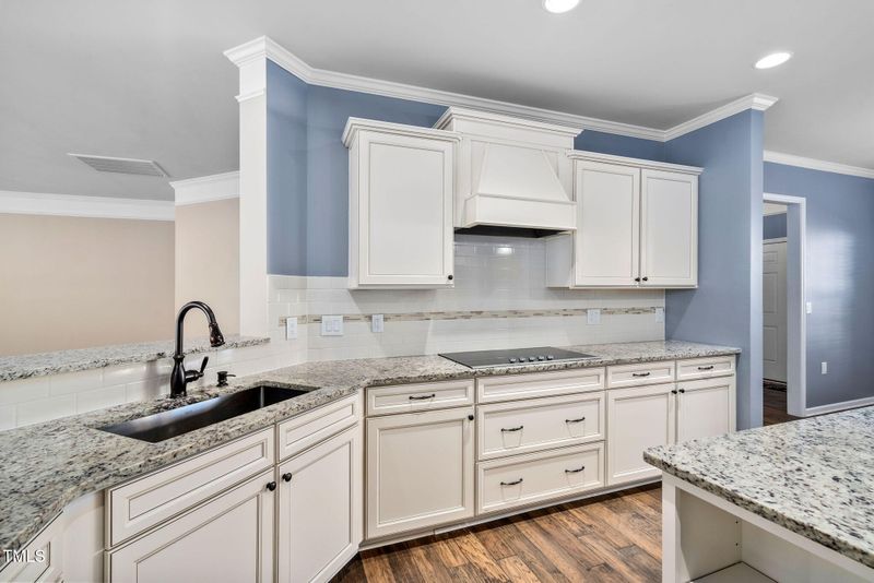 203 Ibis Ln, Durham, NC 27703
